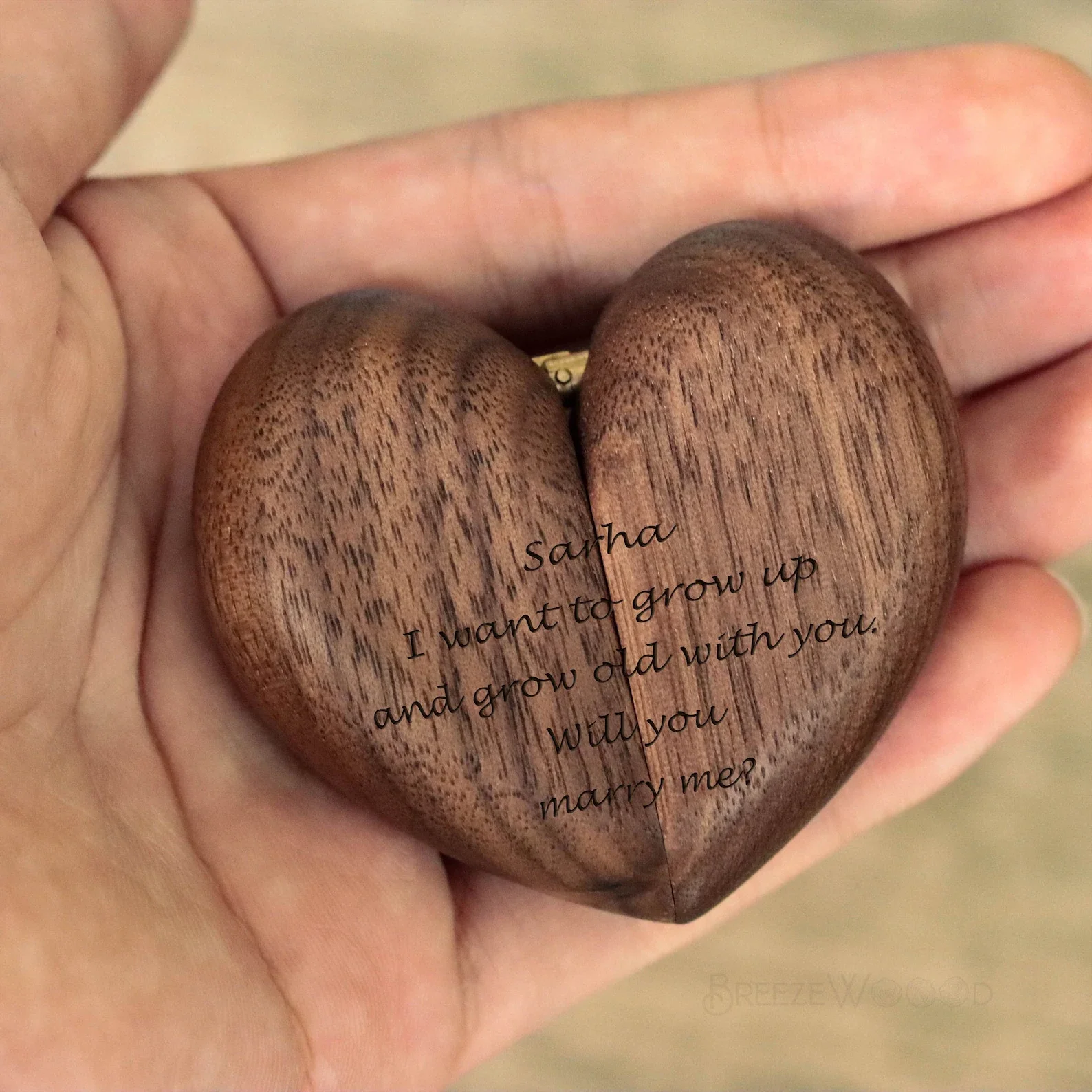 Romantic Heart - Shaped Wooden - مراجعة Wood Ring Blank وسعره